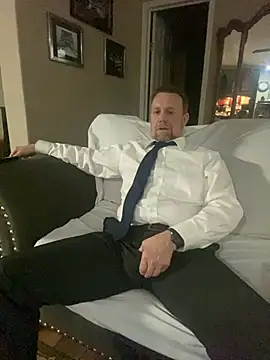 Realybigdill online show from May 5, 4:59 am