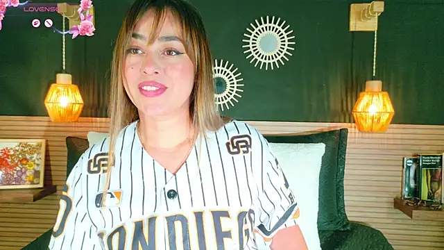 AnnaVictoria   online show from April 14, 12:26 am