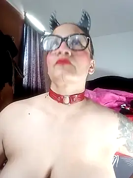 Taylor-hardcore online show from April 4, 4:46 pm