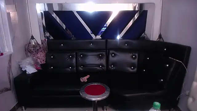 Snapshot of maissa-luvv chatting on November 14, 7:17 pm maissa-luvv online show from November 14, 7:17 pm