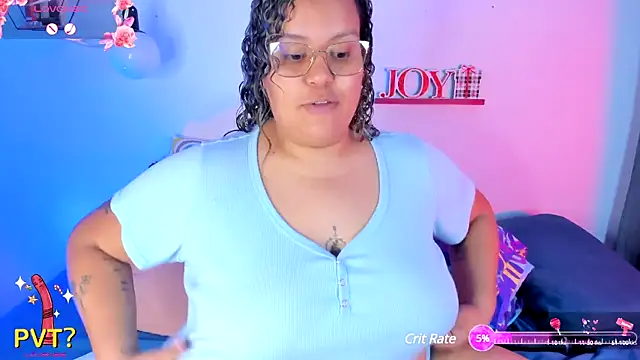 Snapshot of monicabbw_ chatting on February 4, 5:01 pm monicabbw online show from February 4, 5:01 pm