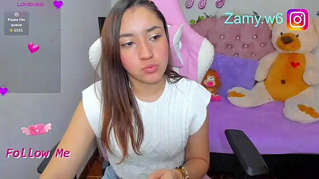 Snapshot of karla_cute01 chatting on September 22, 5:02 am karla cute01 online show from September 22, 5:02 am