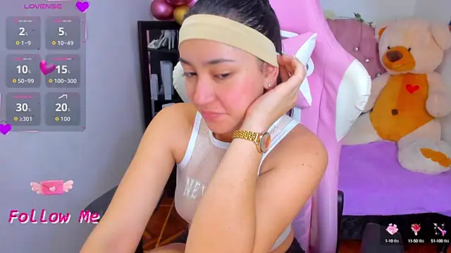 Snapshot of karla_cute01 chatting on October 19, 7:11 am karla cute01 online show from October 19, 7:11 am