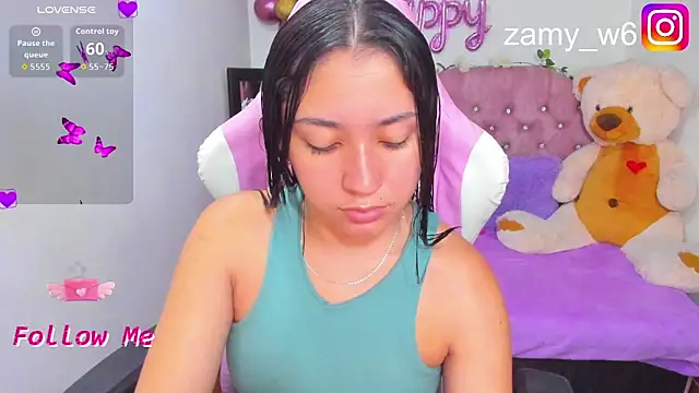 Snapshot of karla_cute01 chatting on February 3, 5:05 am karla cute01 online show from February 3, 5:05 am