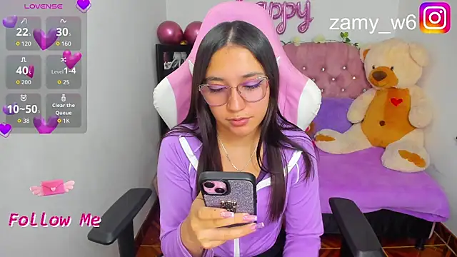 Snapshot of karla_cute01 chatting on March 4, 4:09 am karla cute01 online show from March 4, 4:09 am