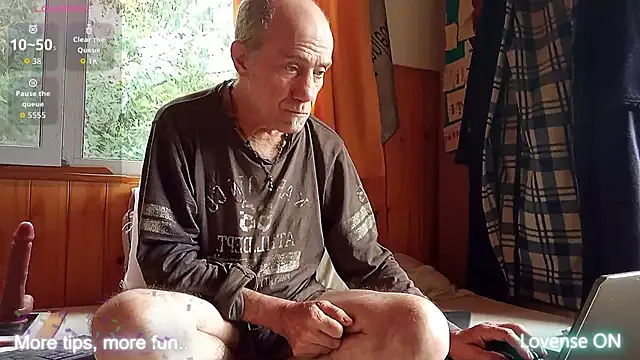 Snapshot of papifacu chatting on November 11, 12:33 pm papifacu online show from November 11, 12:33 pm