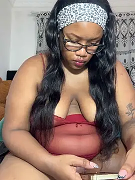 MimiCurves online show from May 7, 2:42 pm