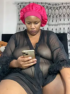 MimiCurves online show from April 22, 8:43 am