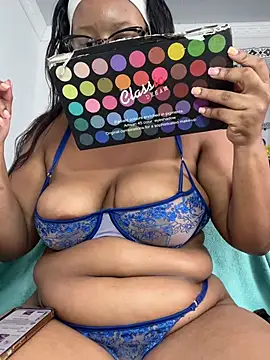 MimiCurves online show from June 12, 8:01 am