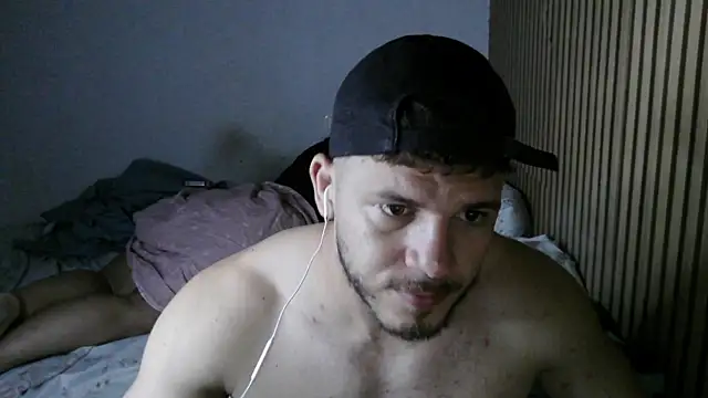 Snapshot of Dedel199 chatting on December 2, 12:00 am Dedel199 online show from December 2, 12:00 am