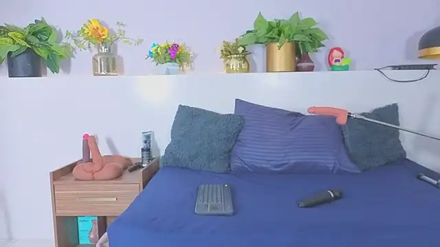 Scarlett grey1 online show from March 12, 11:25 am