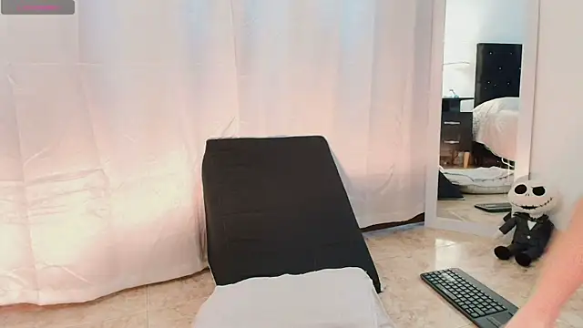 MeganLorensx online show from March 19, 8:31 pm