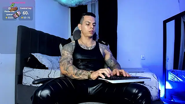 Aron Dark online show from February 3, 2:00 am