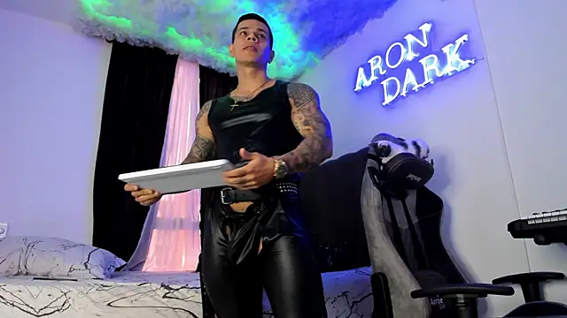Aron Dark online show from February 9, 11:47 am