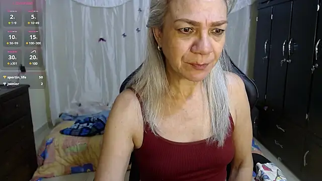 Snapshot of Giorgia_xue53 chatting on March 6, 5:24 am Giorgia xue53 online show from March 6, 5:24 am