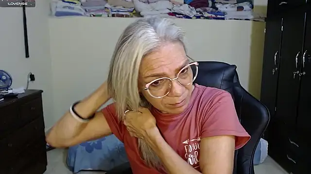 Snapshot of Giorgia_xue53 chatting on February 9, 11:36 am Giorgia xue53 online show from February 9, 11:36 am