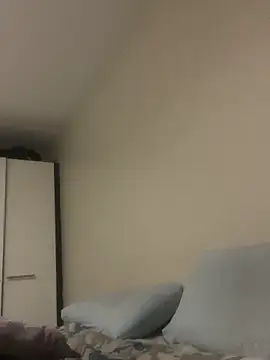 Snapshot of jaytee198610 chatting on February 21, 10:45 pm jaytee198610 online show from February 21, 10:45 pm