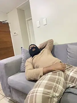 jaytee198610 online show from March 6, 8:48 pm