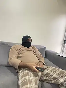 jaytee198610 online show from April 16, 3:35 pm