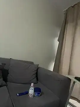jaytee198610 online show from May 8, 4:27 am