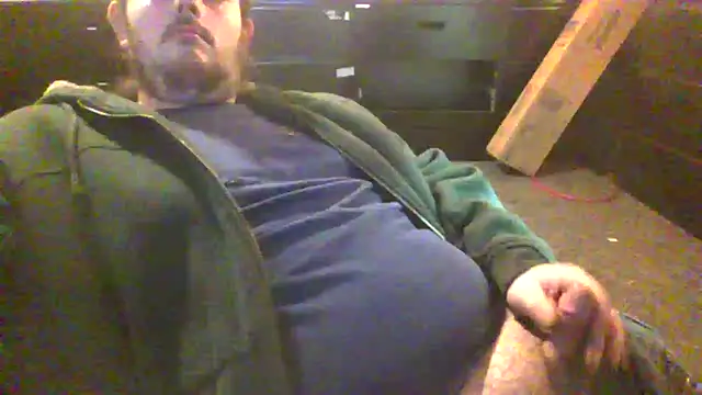 daddysmalldick502 online show from February 13, 3:01 pm