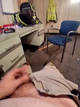 daddysmalldick502 online show from December 1, 3:57 pm