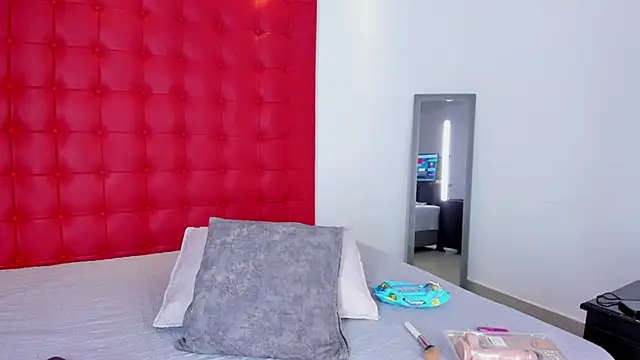 Daliana Beck online show from November 17, 8:02 pm