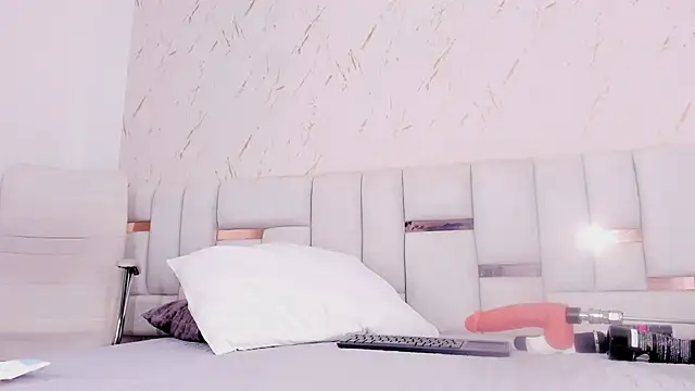 Daliana Beck online show from February 14, 12:05 pm