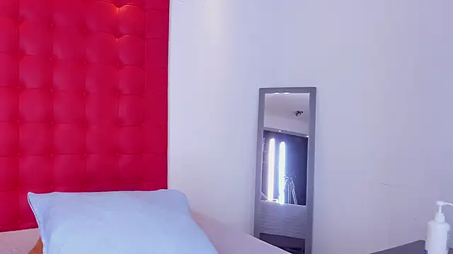 Daliana Beck online show from November 18, 8:34 pm