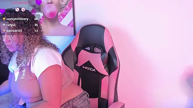 Kenia tompson01 online show from November 10, 6:02 pm