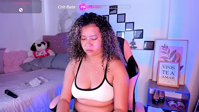 Kenia tompson01 online show from September 22, 6:36 pm