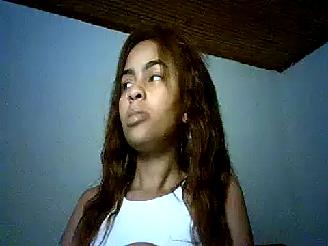 Snapshot of Bellabeltrann chatting on February 21, 9:54 pm Bellabeltrann online show from February 21, 9:54 pm
