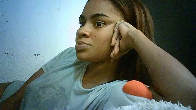 Snapshot of Bellabeltrann chatting on September 13, 4:01 am Bellabeltrann online show from September 13, 4:01 am