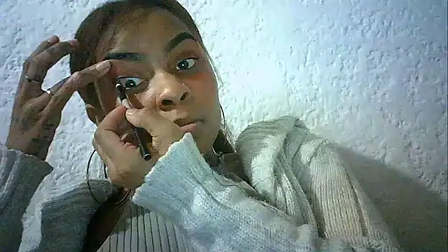 Bellabeltrann online show from December 22, 11:43 am