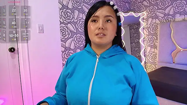 Snapshot of Mellani_tay chatting on February 25, 6:14 am Mellani tay online show from February 25, 6:14 am