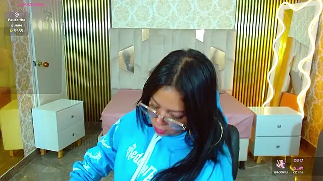 martinna tay online show from February 10, 3:16 am