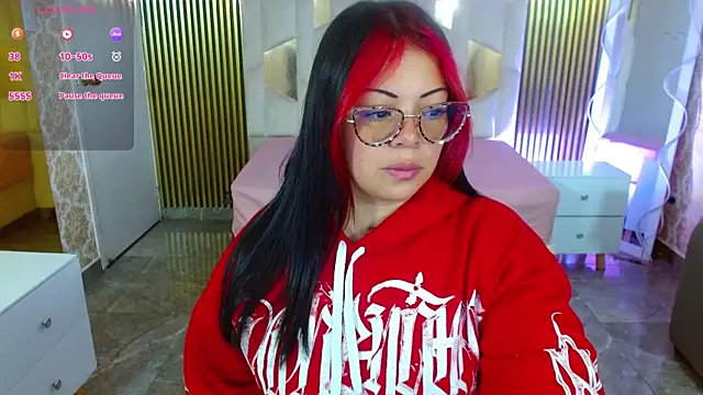 martinna tay online show from October 30, 3:27 am