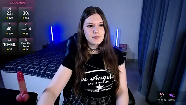 Snapshot of MicheleDoll chatting on February 13, 4:07 pm MicheleDoll online show from February 13, 4:07 pm