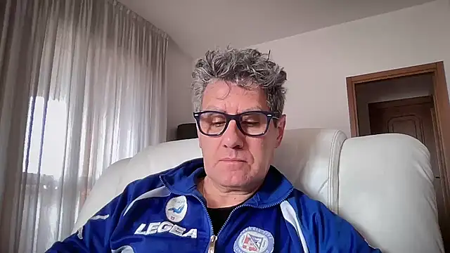 Snapshot of Britmi chatting on February 8, 10:13 am Britmi online show from February 8, 10:13 am