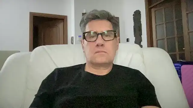 Britmi online show from December 7, 5:26 pm