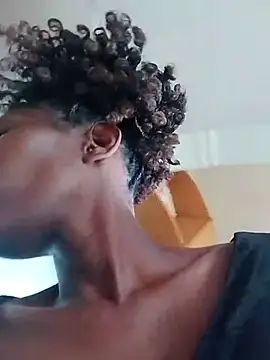 LOVELY-2BERRY online show from November 11, 6:41 am