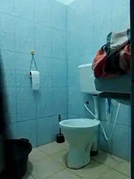 LOVELY-2BERRY online show from January 8, 7:14 am