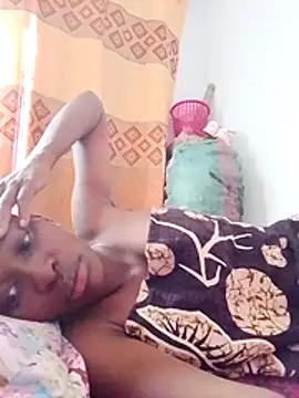 LOVELY-2BERRY online show from November 15, 5:11 am