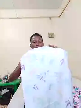 LOVELY-2BERRY online show from February 10, 5:36 am