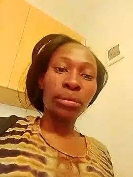 LOVELY-2BERRY online show from October 2, 5:11 am