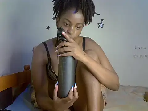 Snapshot of Pretty_savage3 chatting on February 20, 6:50 am Pretty savage3 online show from February 20, 6:50 am