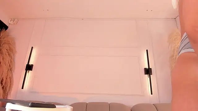 AliceHanz online show from March 24, 11:49 pm