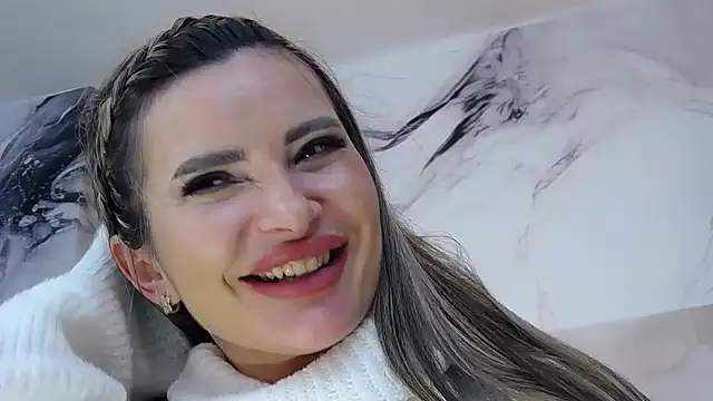 NightshadeIris online show from December 11, 3:26 pm