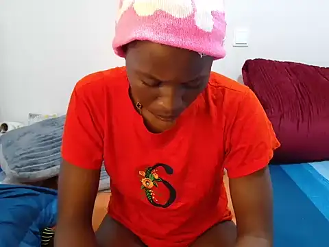 Snapshot of trina_kay chatting on June 25, 5:18 pm trina kay online show from June 25, 5:18 pm