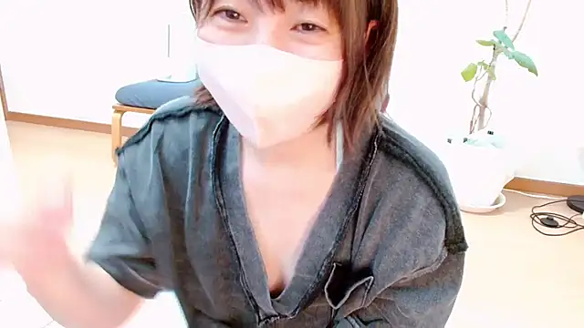 CherryMomo online show from April 10, 12:06 am